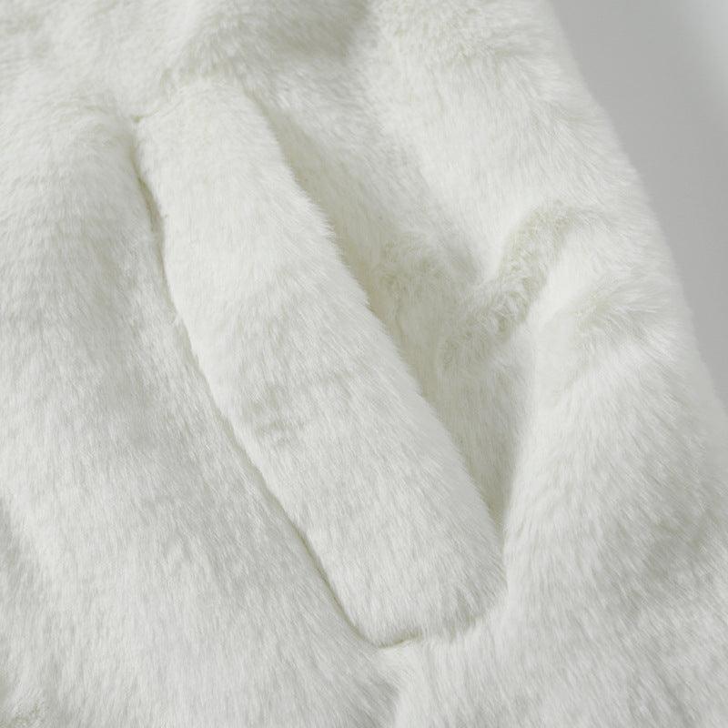 ¨Cozy Cross Rabbit¨ - Fur Coat