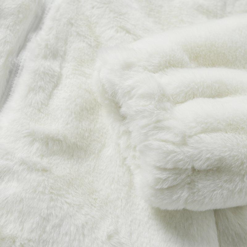 ¨Cozy Cross Rabbit¨ - Fur Coat